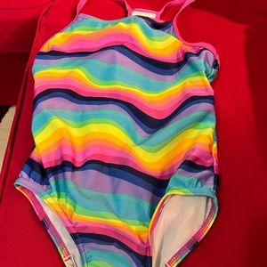 Speedo swimsuit. Fits a 7-8 girl.